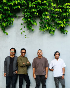 The Rain - Semoga Dia Bahagia
